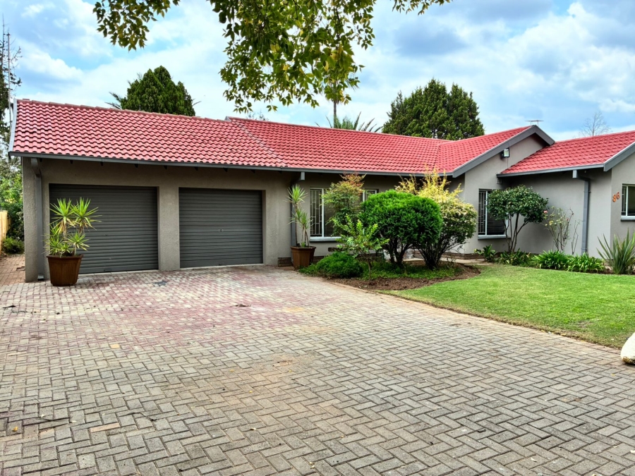 3 Bedroom Property for Sale in La Hoff North West